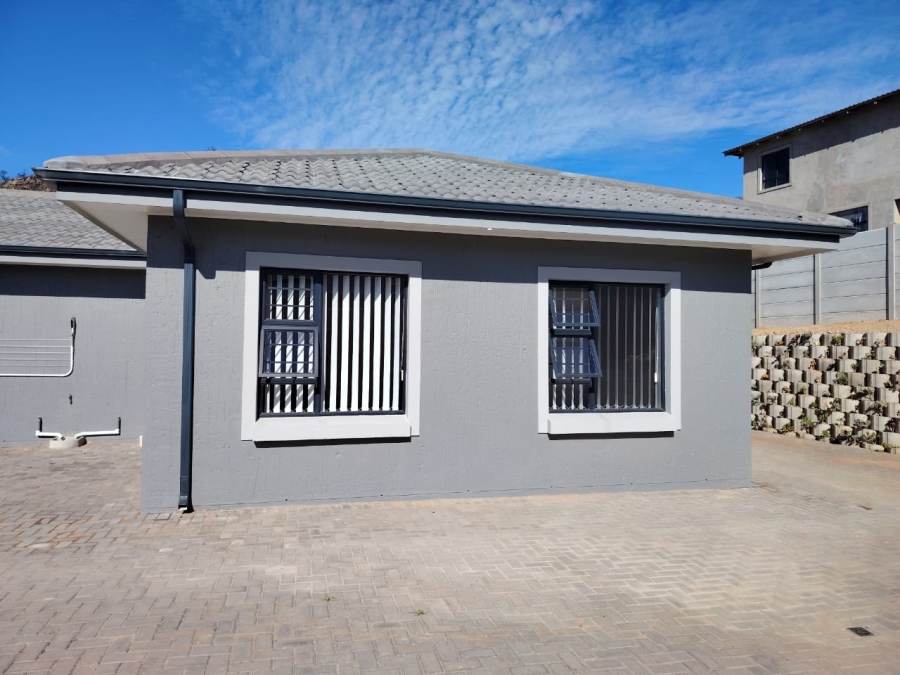 4 Bedroom Property for Sale in Island View Western Cape